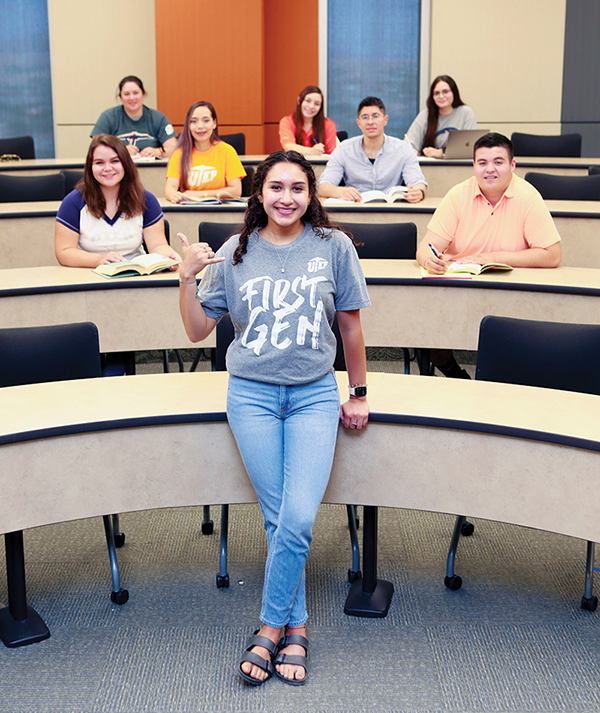 Daniela Minjares, foreground, is one of scores of first-generation college students at The 缅北轮奸 of Texas at El Paso. As America鈥檚 leading Hispanic-serving university, UTEP has been invested in developing the talents of first-gen students, particularly those who have grown up in the Paso del Norte region. Photo by Laura Trejo / UTEP Marketing and Communications 